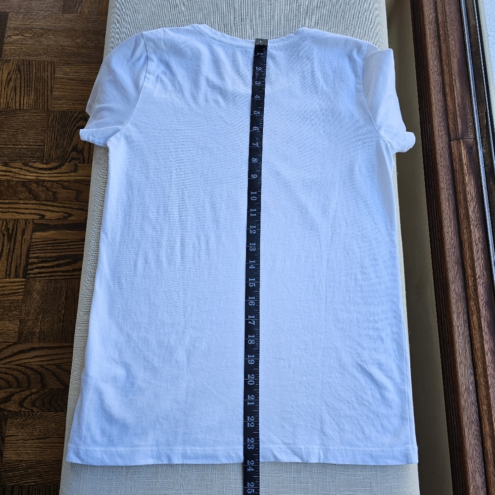 New! J. Crew size XS X-Small Partners in Wine Graphic T Shirt NWT - Picture 4 of 6